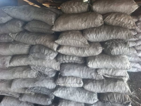 Hardwood Charcoal - Image 3